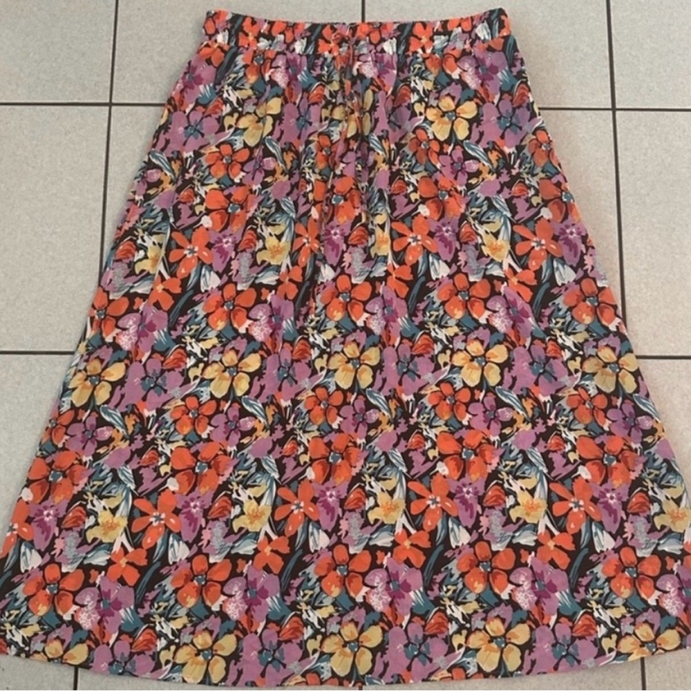 Floral skirt